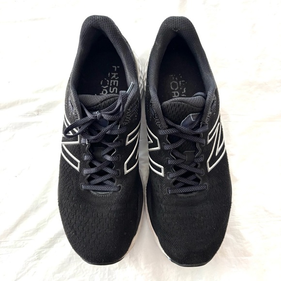 New Balance Fresh Foam 880v11 Black Running Shoes SZ 10 Worn 1X main image 7
